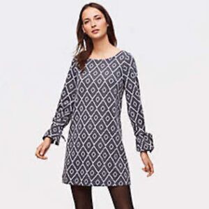LOFT Gray & White Diamond Print Long Sleeve Shift Dress w Tie Cuffs Size Small